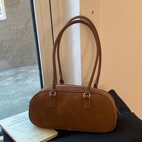 Slim Oval Shoulder Bag｜スリムオーバルショルダーバッグ（4color）　HH1023