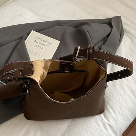 Curve Bucket Bag｜カーブバケットショルダーバッグ（3color）　 HH1011