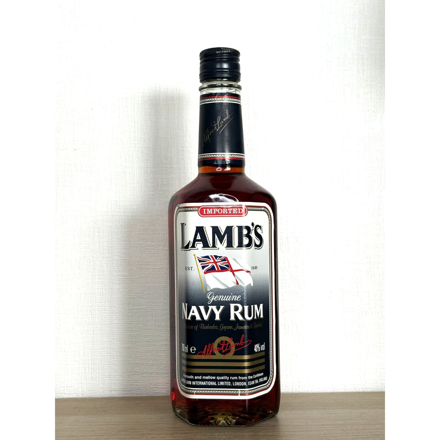 LAMB'S Navy Rum 750ml ネイビーラム スミノフ 新品未開栓 ラムズ ネイビー ラム （旧ラベル） | ウイスキー専門店インザカスク