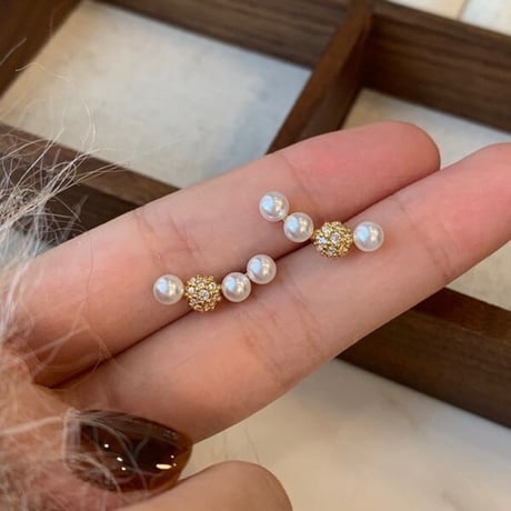 luminous bead pave line stud earrings　SH1102