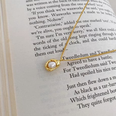 peanut frame pearl necklace　SH1125