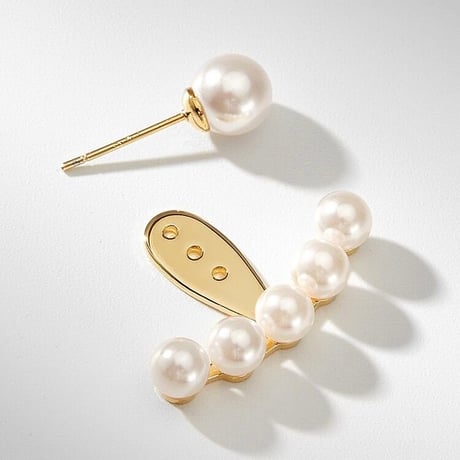 pearl curve line stud pierce　SH1124