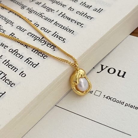peanut frame pearl necklace　SH1125