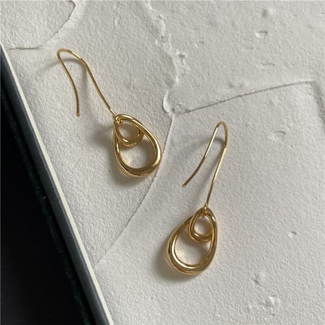 intertwined drop pierce　SH1121