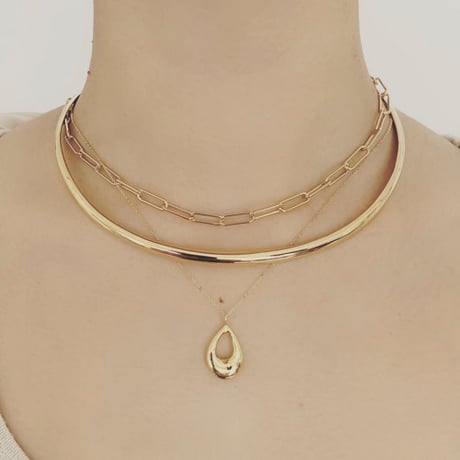 glossy simple choker PG