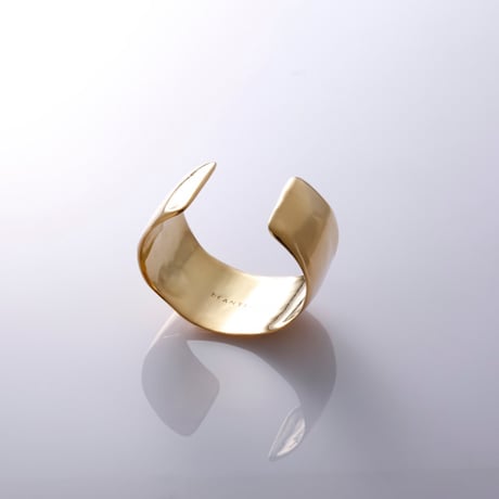 glossy wide bangle K18P