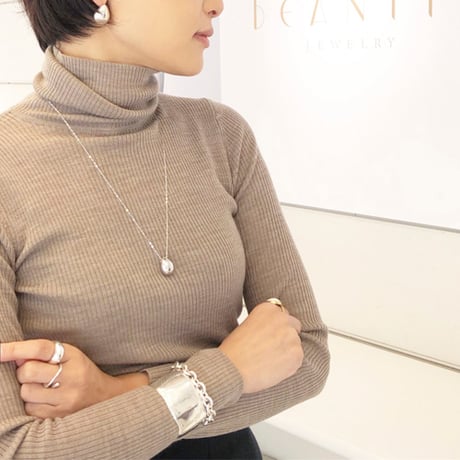 glossy wide bangle K18P