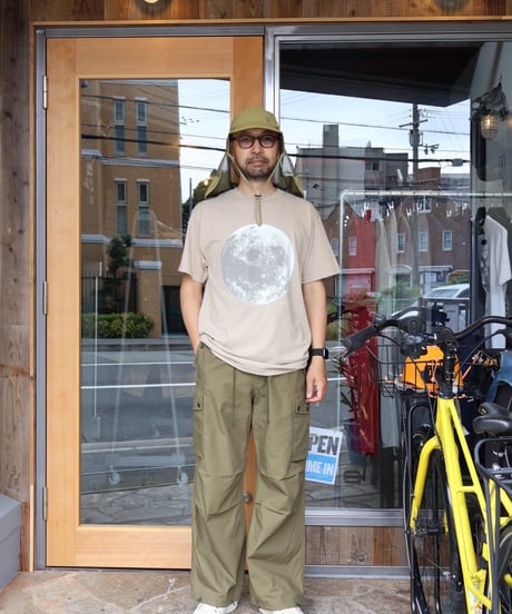 〈COTTON EXPRESSIONS〉Retro Moon Tee / Sand