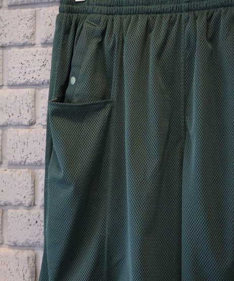 〈SOUTH2 WEST8〉String C.S. Short - Knit Mesh / Green, Black