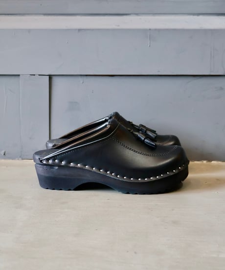 〈NEEDLES〉x〈TROENTORP〉Swedish Clog - Tassel / Smooth