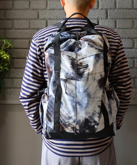 〈ENGINEERED GARMENTS〉UL 3 Way Bag - Nylon Tie Dye Print Ripstop