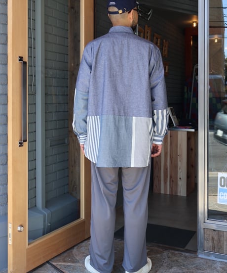 〈ENGINEERED GARMENTS〉Combo Spread Collar Shirt - Stripe Cotton Chambray / Blue x White