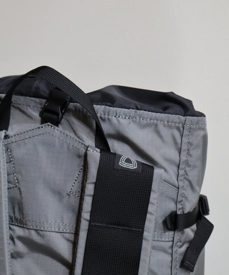 〈TRAIL BUM〉Fab - 100D / Grey