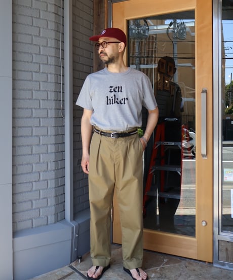 〈ENGINEERED GARMENTS〉Carlyle Pant - Lt.Weight Nyco Twill / Khaki, Dk.Navy