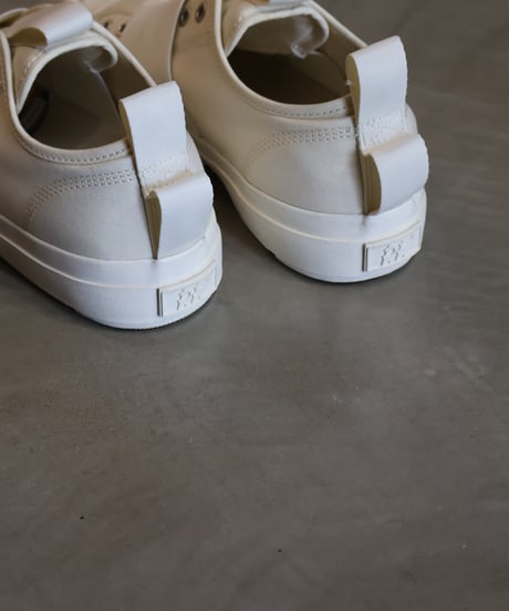 〈ENGINEERED GARMENTS〉x 〈P.F. FLYER〉Ground Slip On / White, Black