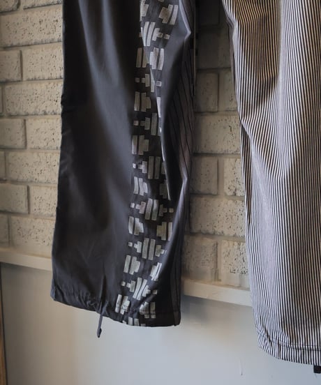 〈ENGINEERD GARMENTS〉Drawstring Pant - Multi Pattern Stripe Jacquard / Black x Grey