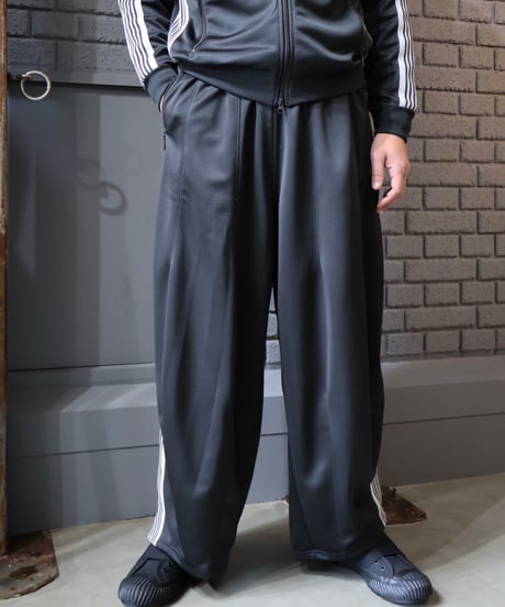 〈NEEDLES〉H.D. Track Pant - Poly Smooth / Charcoal, Green