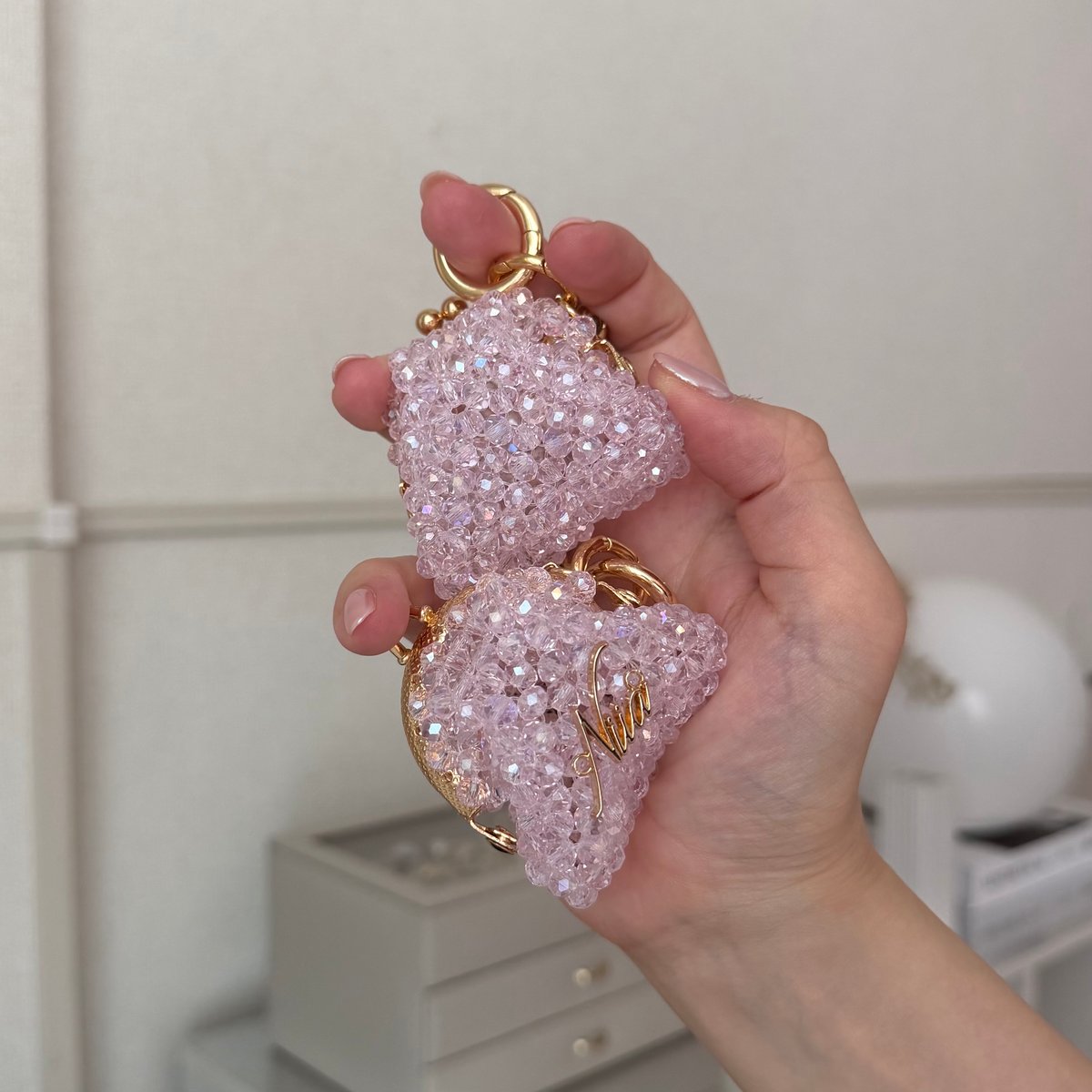 がま口チャーム（キャンディピンク×ゴールド金具） | NIIA