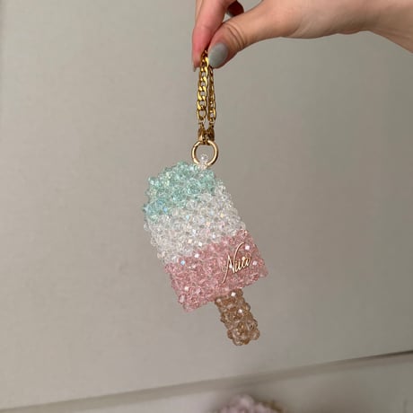アイスチャーム（ミントストロベリー）