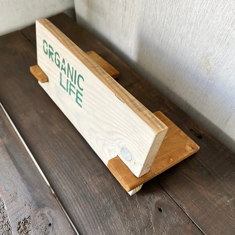 iPad STAND