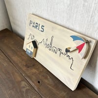 Sign plate (pari)