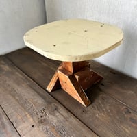 Wood stool (one leg)
