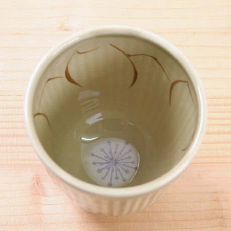 波佐見焼　湯呑　筋彫内花　緑　満水容量280ml