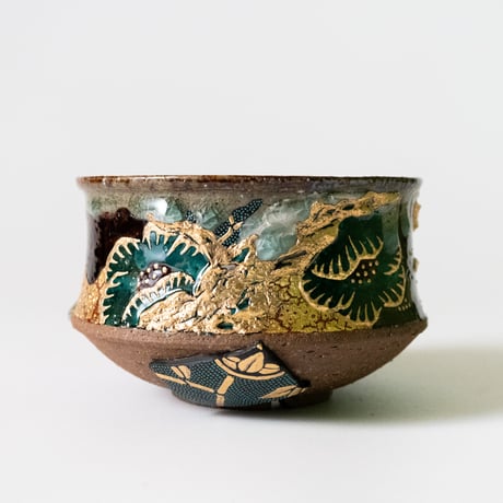 06 歌舞器-絶景鉢-赤土- 松竹梅図 緑