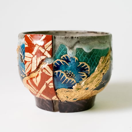 07 歌舞器-絶景鉢-黒土- 松竹梅図 赤青