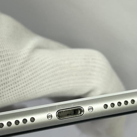 【中古B】iPhone SE2 64GB　SIMフリー　ホワイト