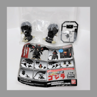 BANDAI（バンダイ） ゴジラ ガシャポンHGX 05 93式自走式高射メーサー砲＆デストロイア(右足＆左足)  フィギュア