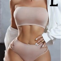 【新品】レディース モード✨ 幾何学 カットアウト ブラ＆三角パンティー セット セクシー