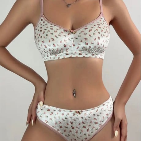 【新品】レディース 海外ガール✨ ベルベット L 花柄 セットアップ ランジェリー ルームウェア