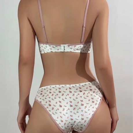 【新品】レディース 海外ガール✨ ベルベット L 花柄 セットアップ ランジェリー ルームウェア