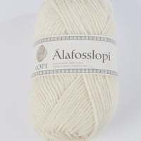 Álafosslopi_0051_white_白くま