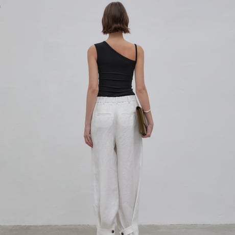 ROI ONE-SHOULDER SLEEVELESS