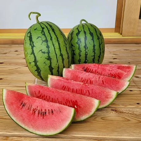タネから育てた 農薬化学肥料を一切使っていない 小玉 スイカ 2.0～3.0kg x １個