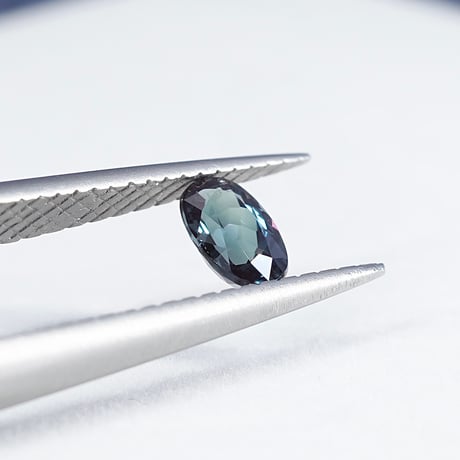 アレキサンドライト　0.372ct　オーバルカット　【RS-169】日独ソーティング付き