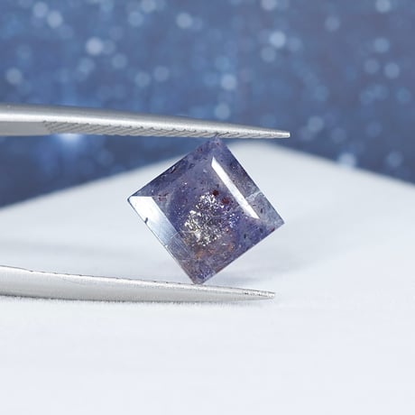 【Web限定特価】アイオライトサンストーン　1.97ct　スクエアカット　【RS-202】