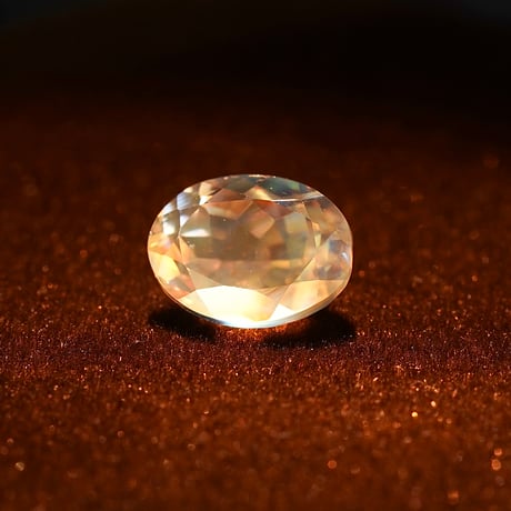 アンデシンラブラドライト　1.739ct　オーバルカット　【RS-179】日宝協ソーティング