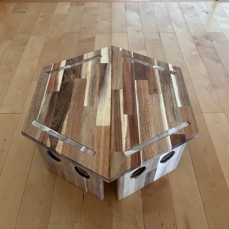 ヘキサテーブル | STORES