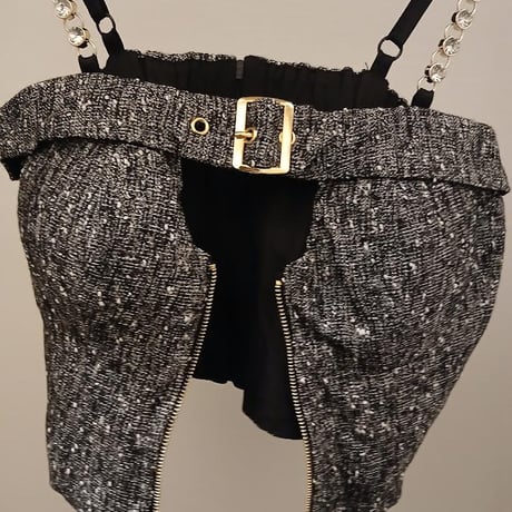 最高級ツイードセットアップ。上品ミニでワンランク上の貴女へ