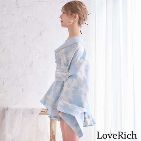 艶めくオフショル花魁。豪華リボン帯が織りなす極上着物ドレス