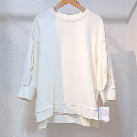QTUME【クチューム】プルオーバー 610-25052