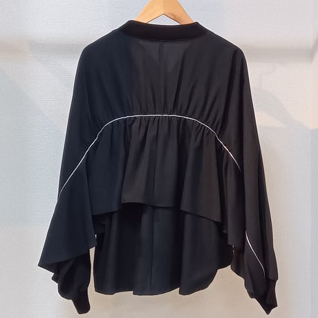 NUS【ヌース】バックフリルブルゾン 610-34005