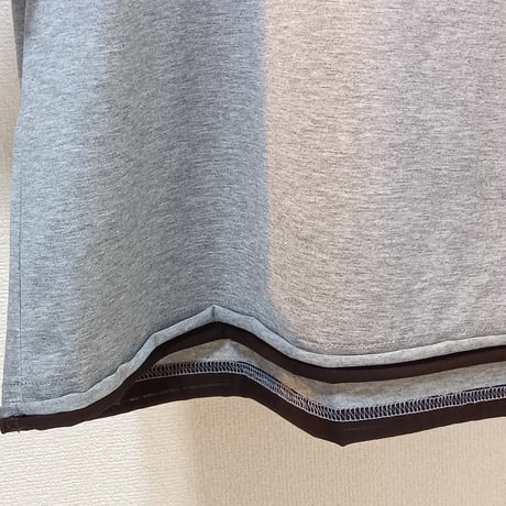 QTUME【クチューム】配色ロゴカットソー610-25114