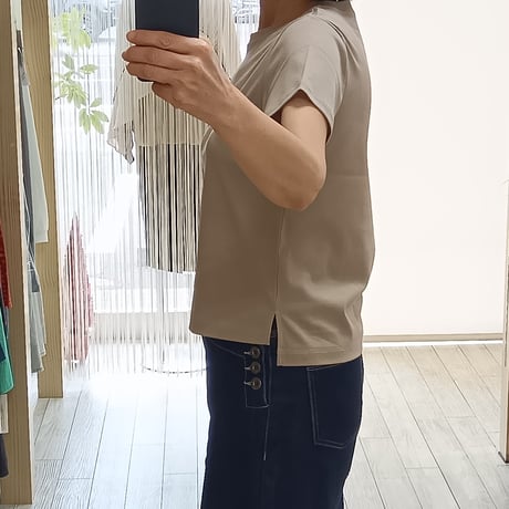 QTUME【クチューム】ロゴカットソー610-25137