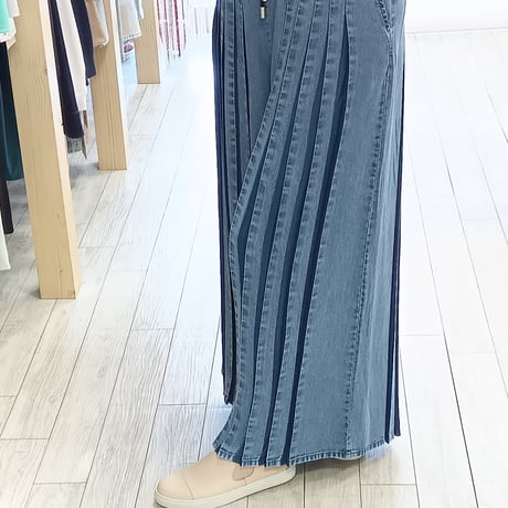 CYNICAL【シニカル】テンセルデニムタックプリーツワイドパンツ 612-96047