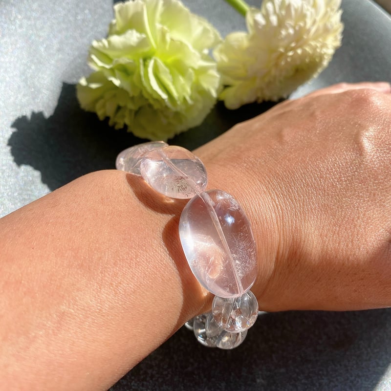 レインボー入り 特大ローズクォーツ 584g 天然石 パワーストーン レインボー入り 特大ローズクォーツ 584g 天然石 パワーストーン