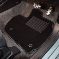 【受注生産】 ジムニー JB64W / フロアマット 1台分セット / 年式 平成30年(2018年)7月～ / AT・MT対応 / スタンダード / 選べる4色 FREAKS